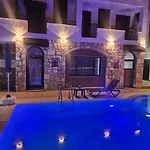 Apart Otel Wb Weekend 4*