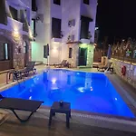 Apartahotel Wb Weekend Bodrum