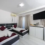 Apartahotel Wb Weekend 4*