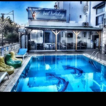 Wb Weekend Aparthotel 3*