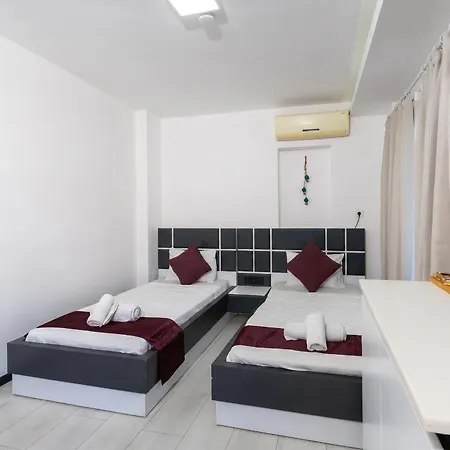 Wb Weekend Apart-hotel 4*