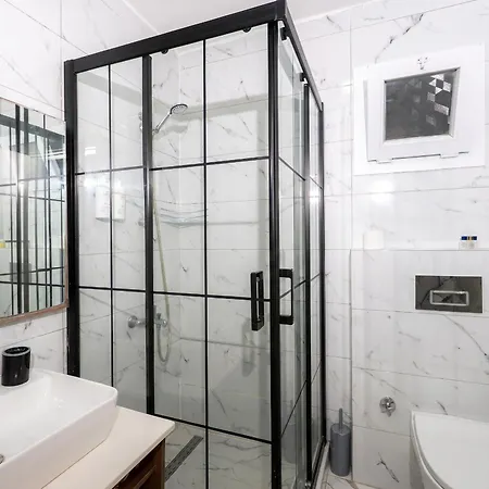 Wb Weekend Apart-hotel 4*